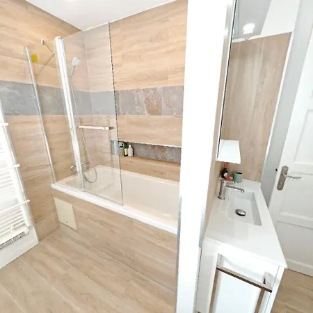 شقة 3p Calme En Rdj - Quiet 2 Bedroom With Large Terrace كان